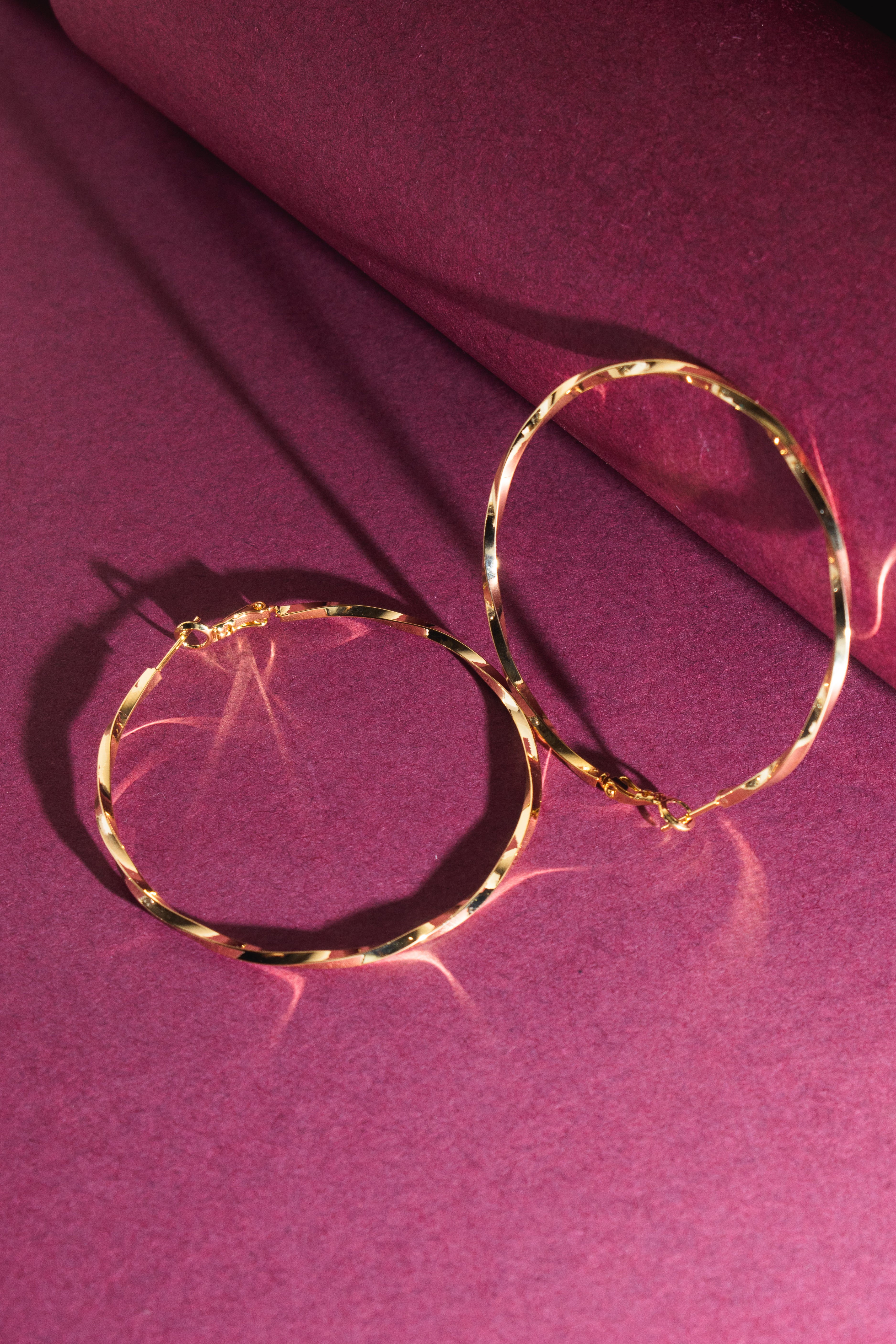 SLIM GOLD BALI EARRINGS